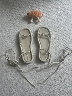 Mango - Neutral Lace-Up Sandals in Light beige